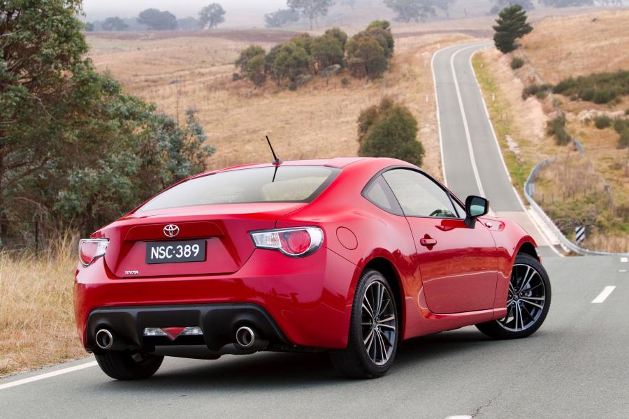  Toyota GT 86 GTS 2012 года  (фото 9 из 25)